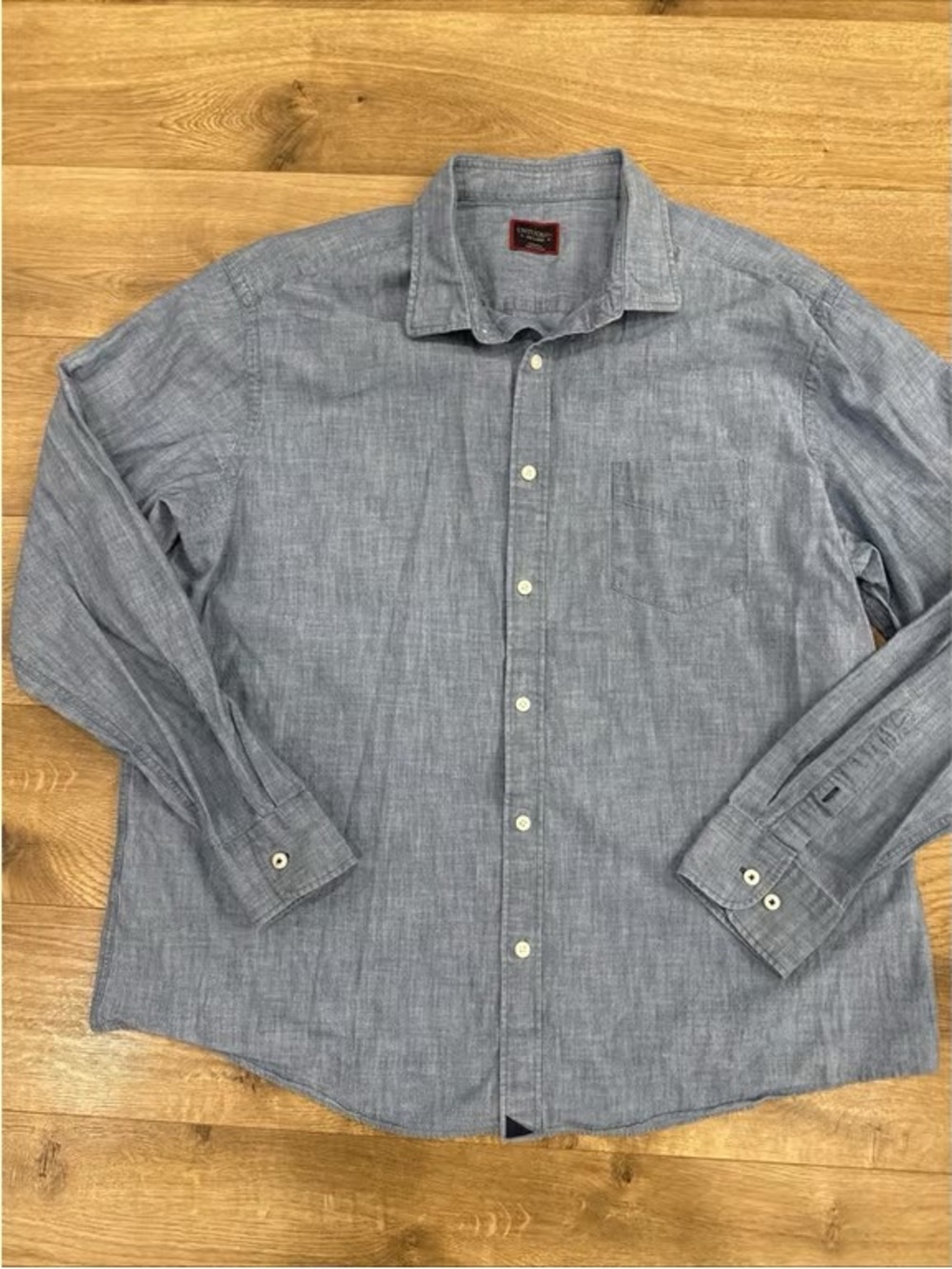 UNTUCKit Men's Light Blue Button-Down Casual Shirt